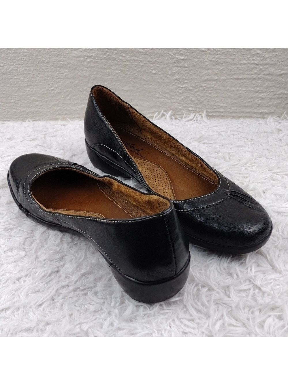 Natural Soul by Naturalizer Black Leather Round Toe Slip-On Wedge Loafer Shoe